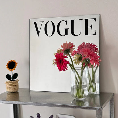 VOUGE MIRROR