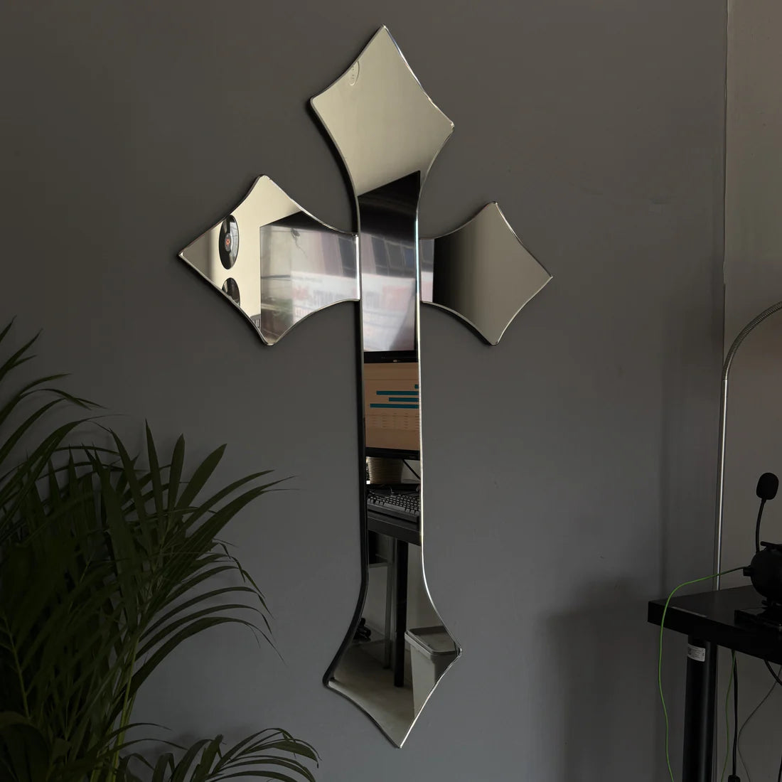 CHROME CROSS MIRROR