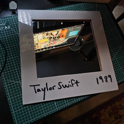 1989 MIRROR